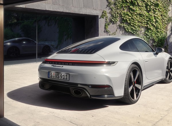 Porsche 911 Carrera S wraca na rynek. Jest wyraźnie mocniejsze