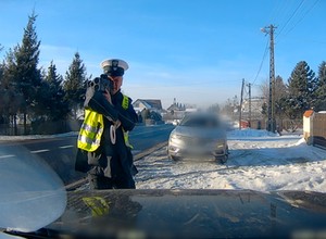 Inspektorzy CANARD złowili prawdziwy "kąsek". Nie tylko policjanci mogą stać i "suszyć"