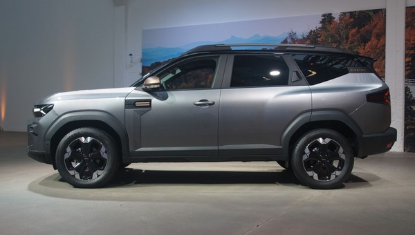 Tanie chińskie SUV-y właśnie przestały być tanie. Dacia Bigster zaskoczyła cenami