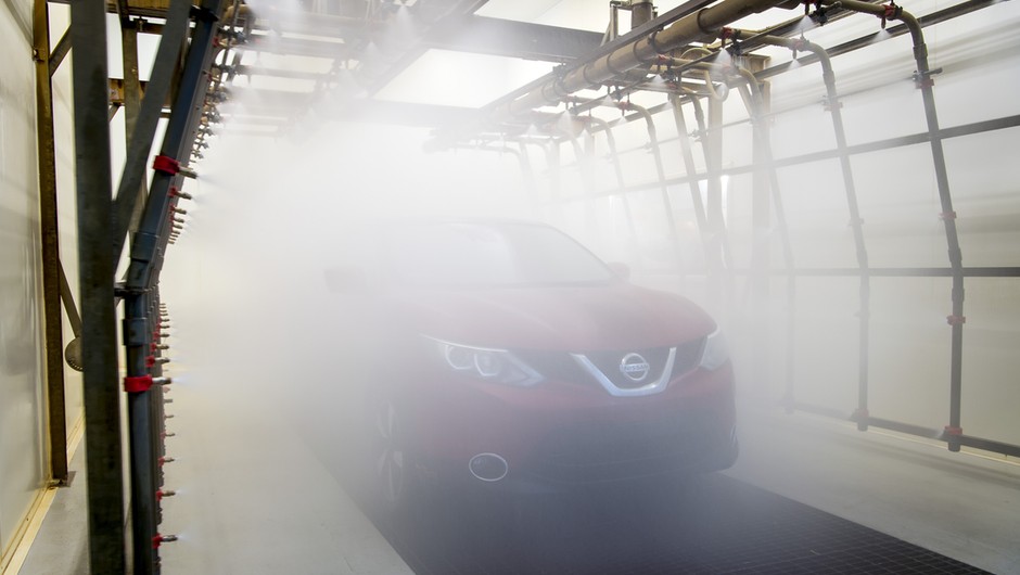 Nissan - test wodoszczelności