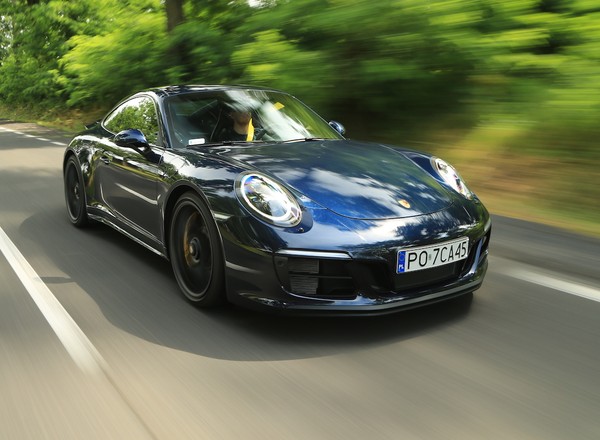 Porsche 911 Carrera GTS - wysoka zawartość 911 w 911