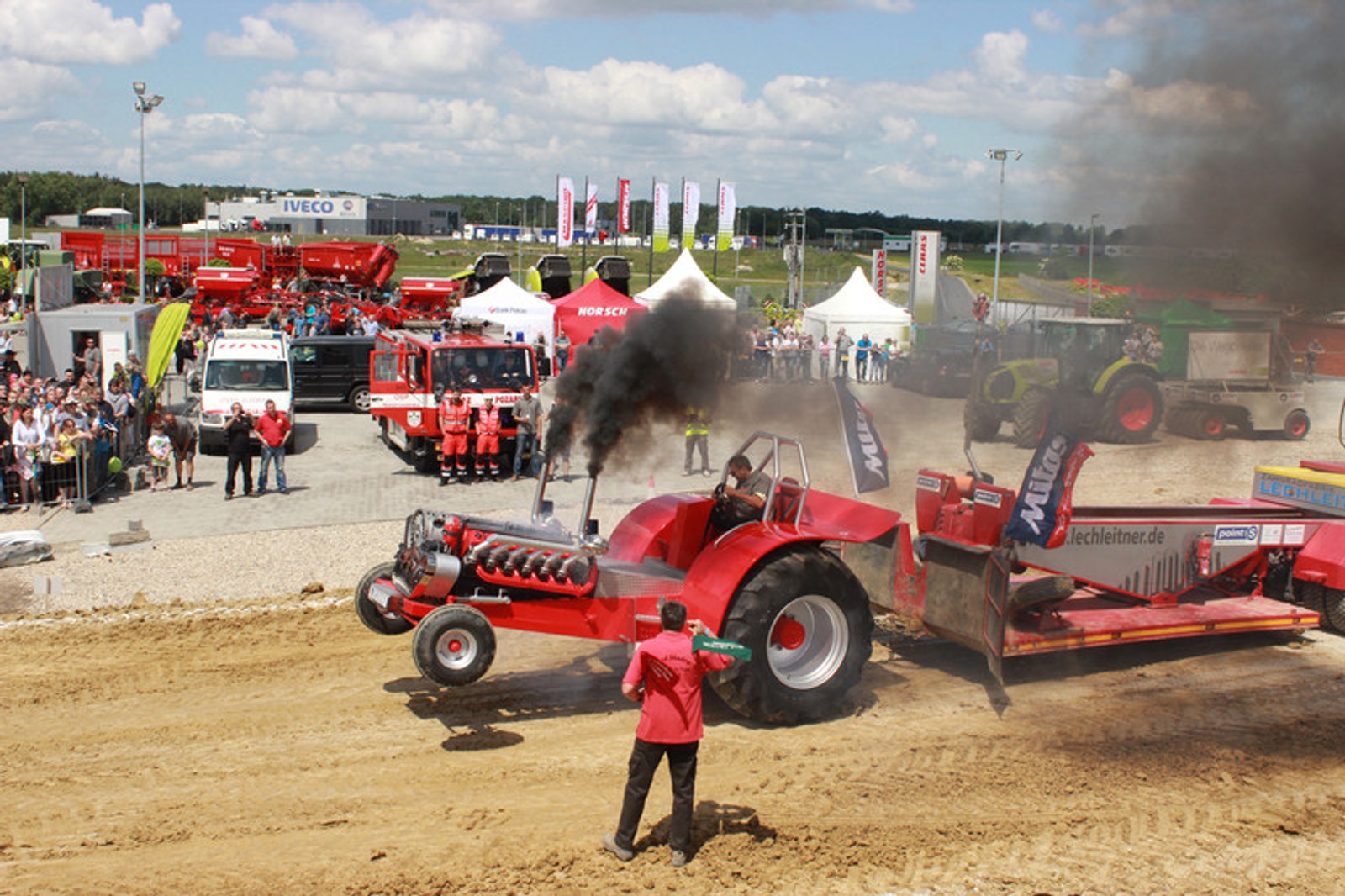 Tractor Pulling