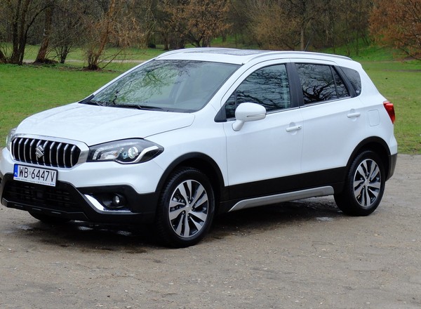 Suzuki SX4 S-Cross Hybrid – w miarę nowoczesne dla tych, którzy nie lubią nowoczesnych aut