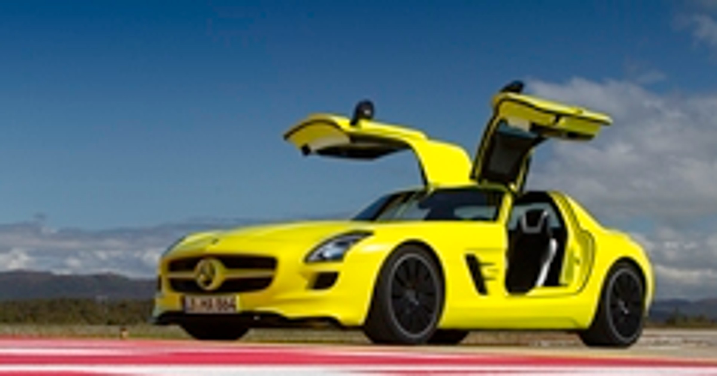 Mercedes SLS AMG E-Cell – z e-pięknem trzeba obcować