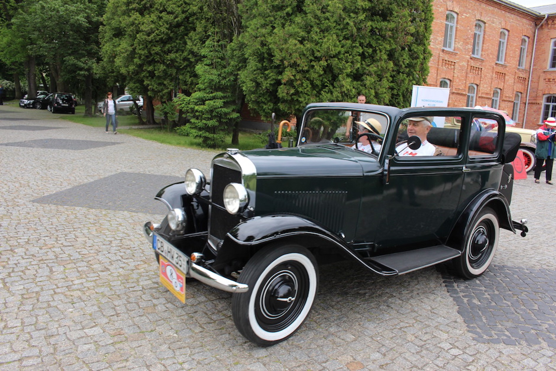 Rajd klasyków w Nowym Dworze