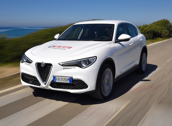 Alfa Romeo Stelvio 2.0 TB Q4 - Łamie serce, nikną marzenia