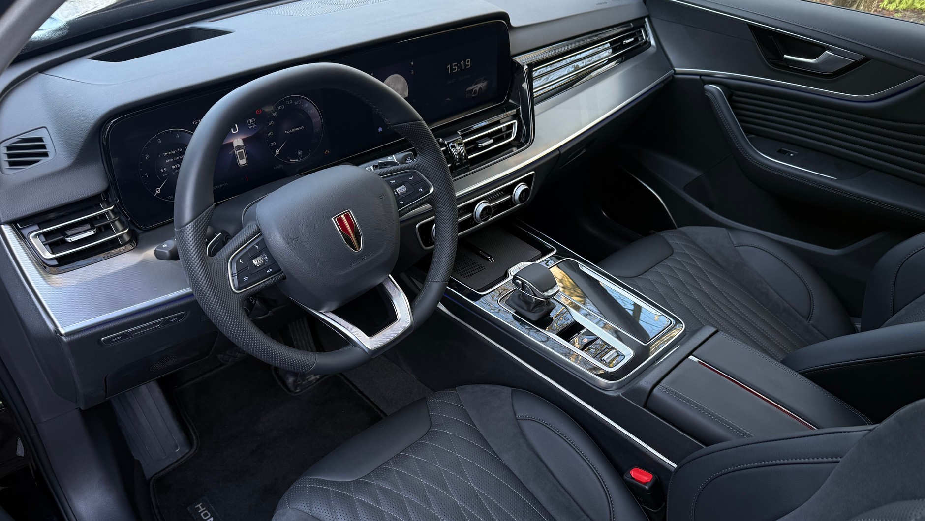 Nowe Hongqi HS5