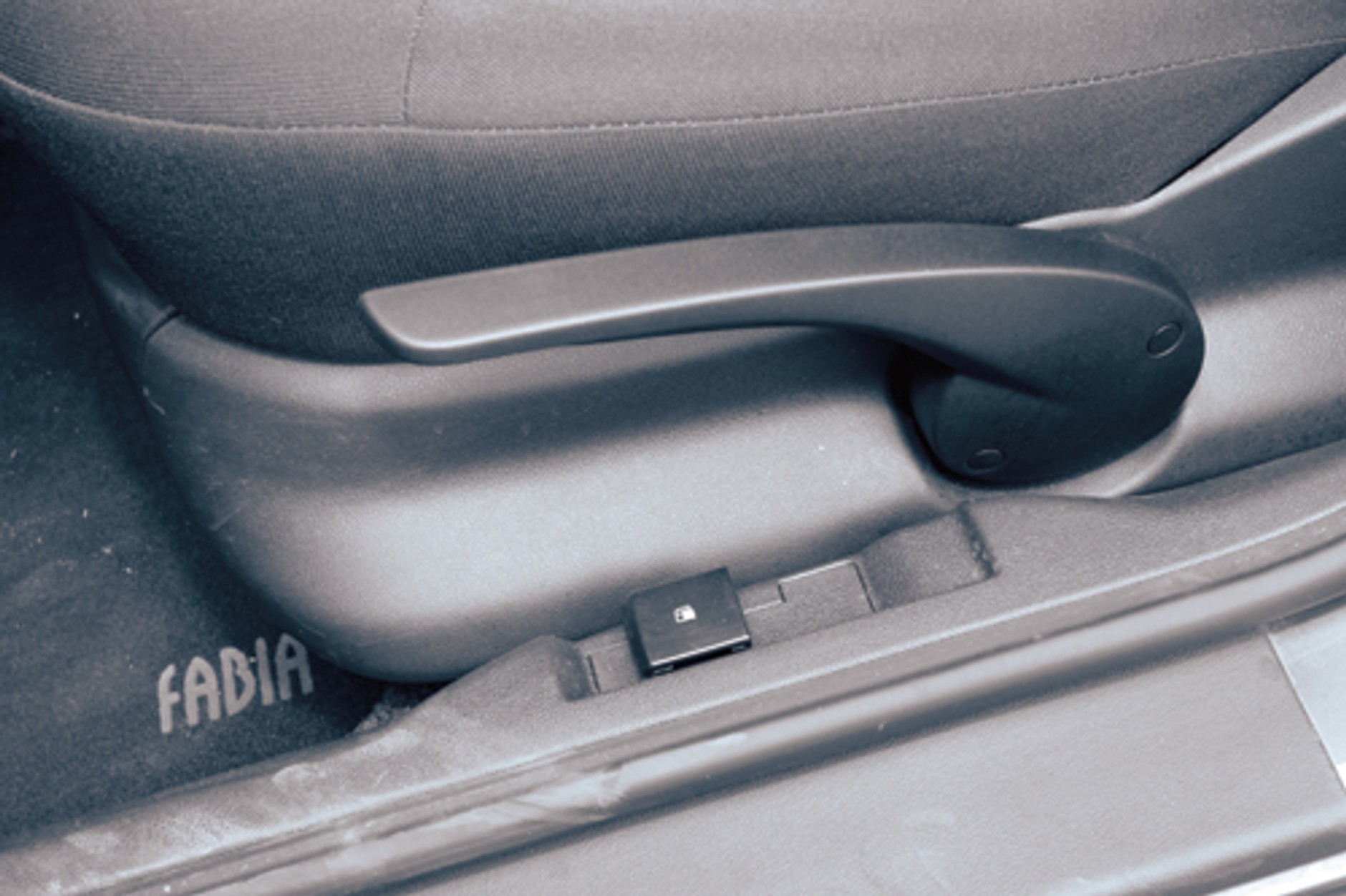 Renault Clio II, Skoda Fabia, Fiat Punto II - Samochody spod lady