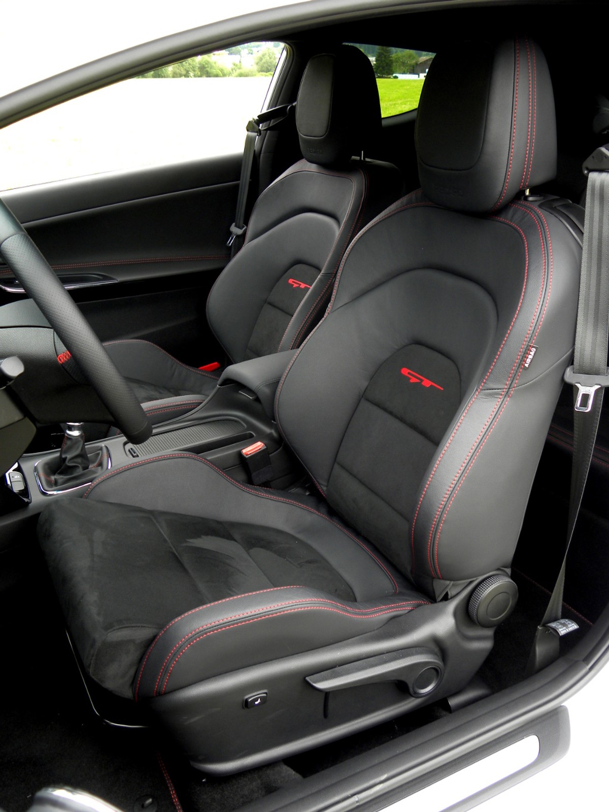 Kia cee’d GT i pro_cee’d GT: koreańskie hot hatche