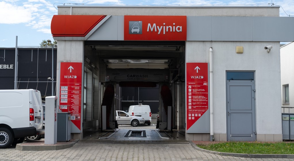 Myjnia samochodowa na Orlenie