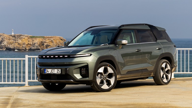 SsangYong Torres EVX