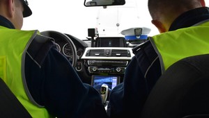 To wcale nie mit. Policja potwierdza, że wlepia mandaty z art. 97 KW