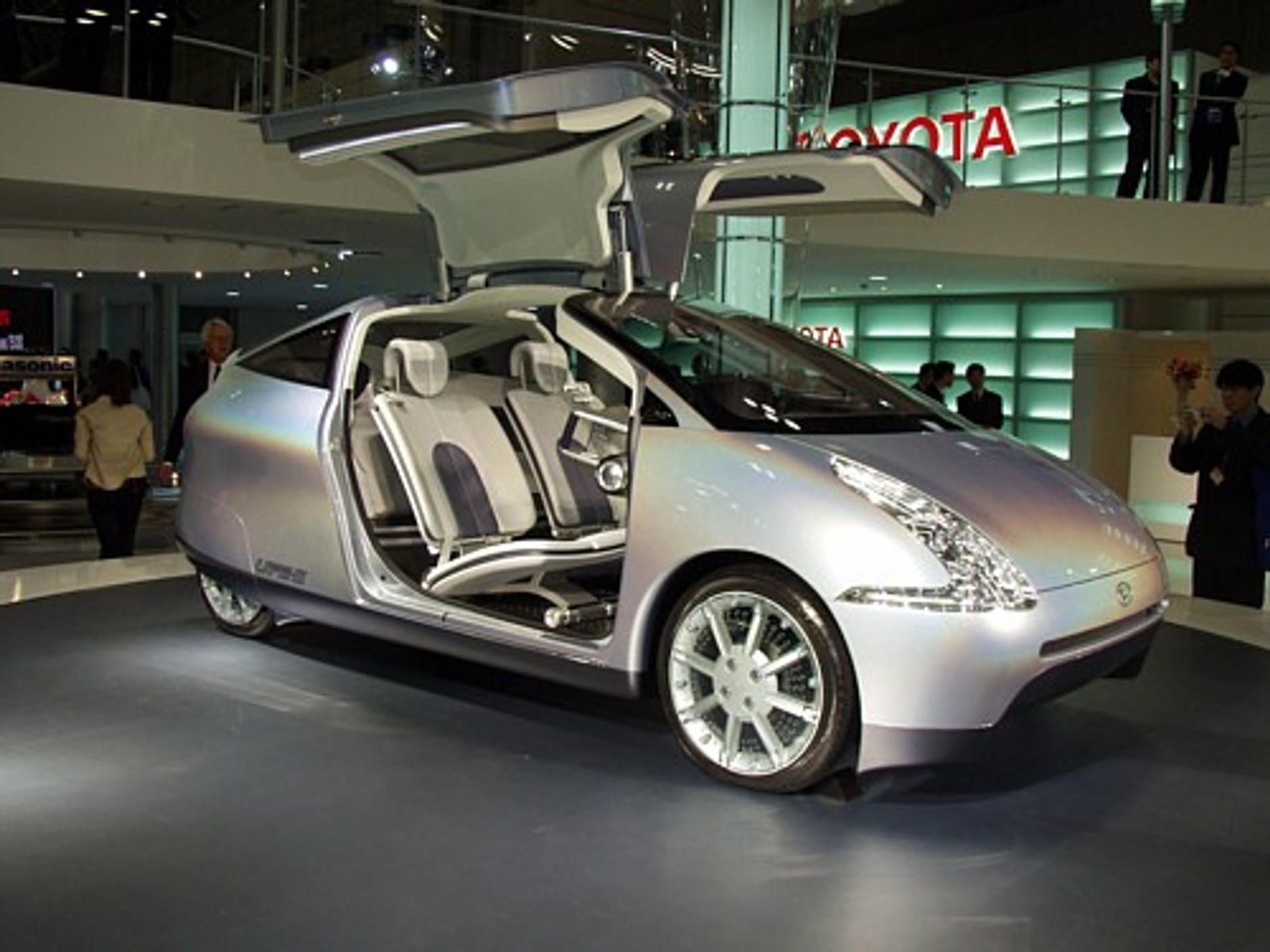 37 Tokyo Motor Show (23.10 - 05.11)