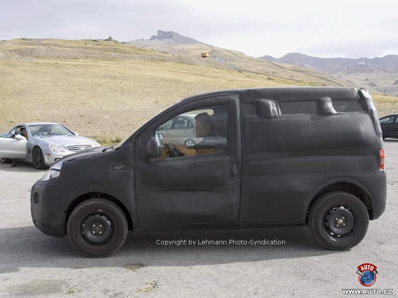 Zdjęcia szpiegowskie: nowy Citroen Berlingo już w 2007 roku