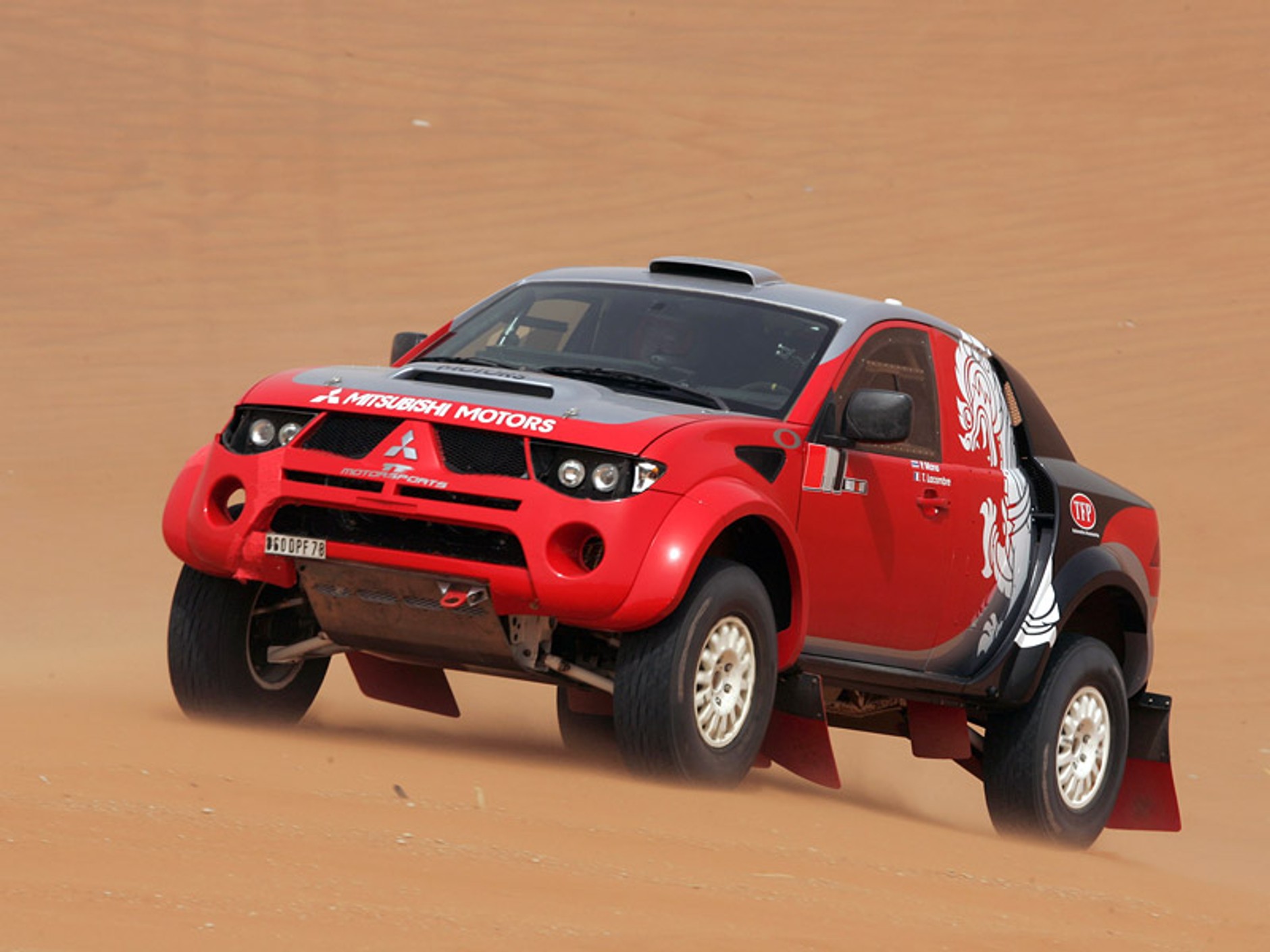 Mitsubishi chce po raz ósmy z rzędu wygrać rajd Dakar