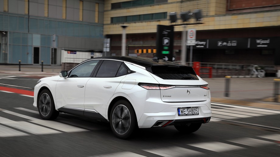 DS 4 E-Tense 225