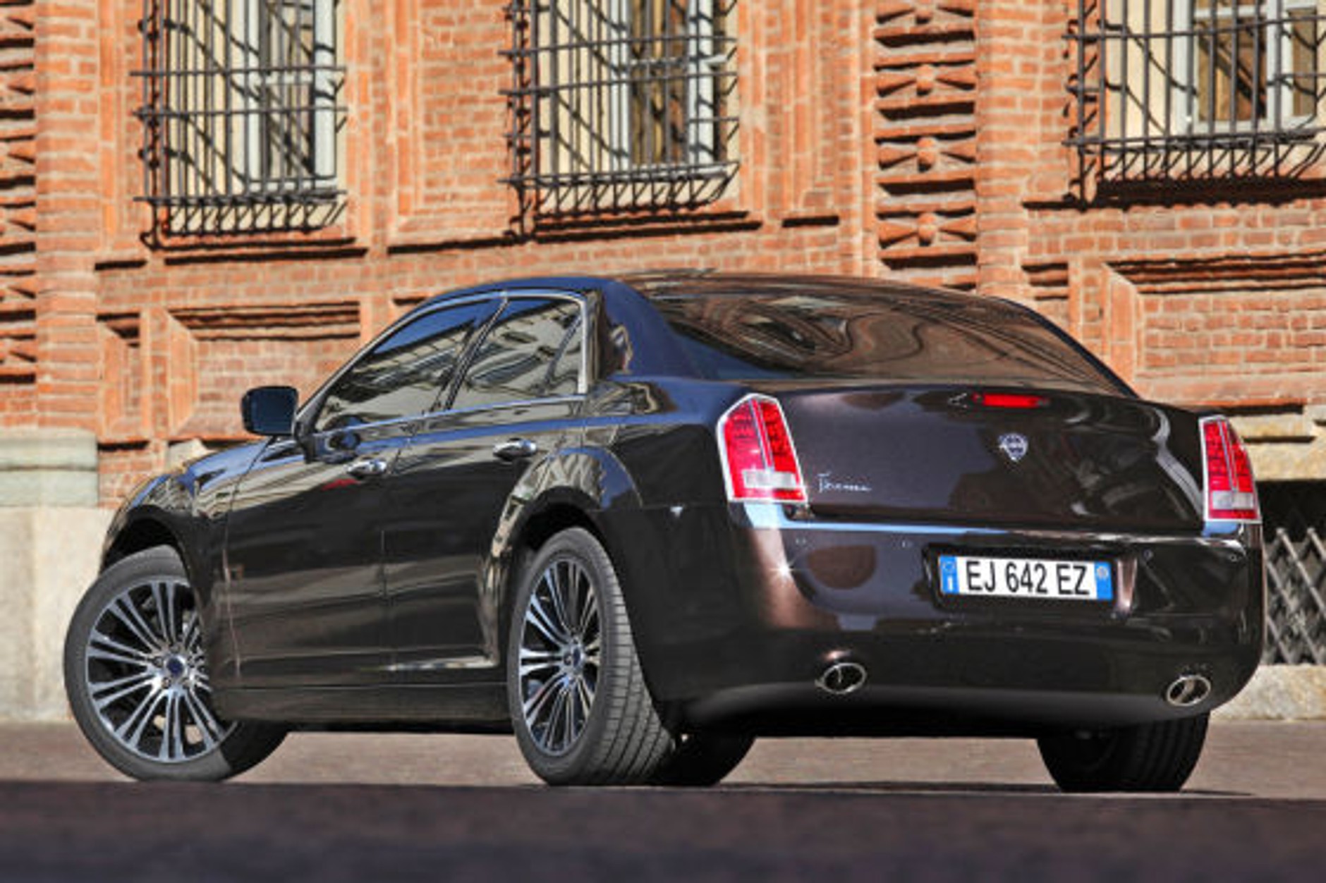 Amerykańska Lancia Thema