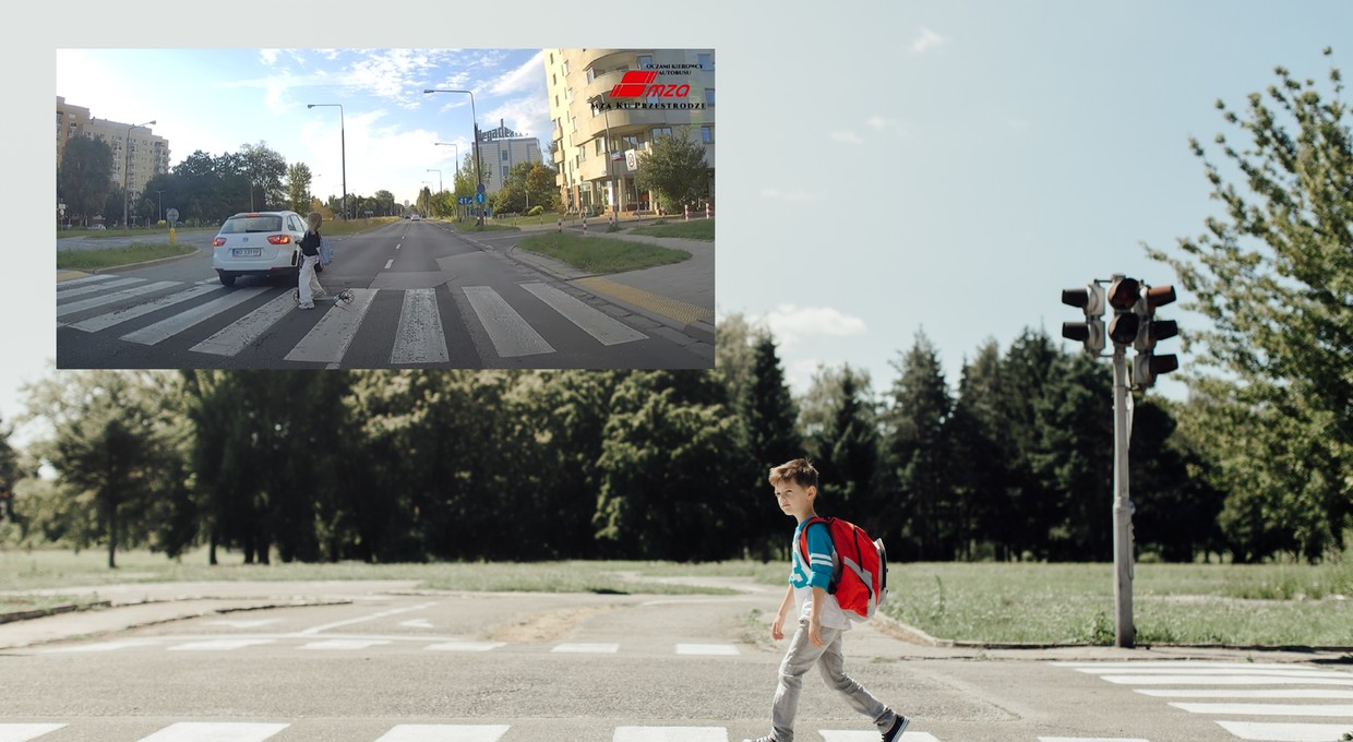 O włos od tragedii na przejściu. Dziewczynka przeżyła szok [WIDEO]