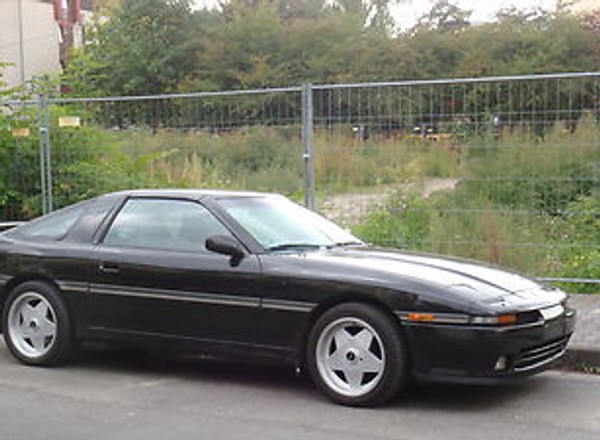 Pięć samochodów do driftu do 10 000 zł