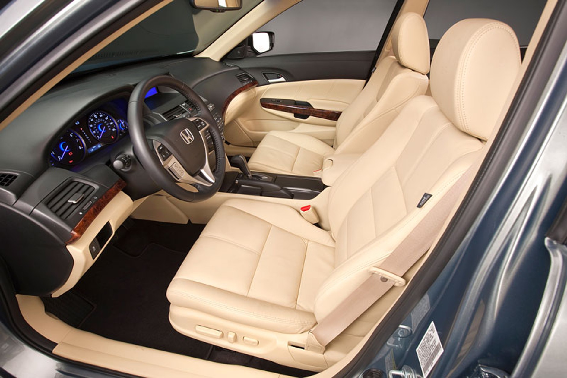 Honda Accord Crosstour: kolejny mikst liftbacka, coupé i SUV-a