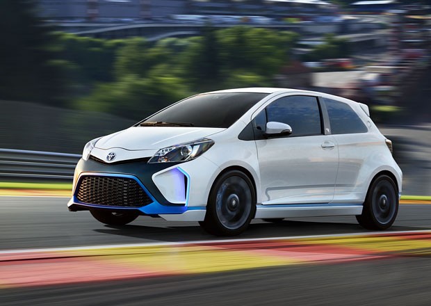 Toyota Yaris Hybrid-R