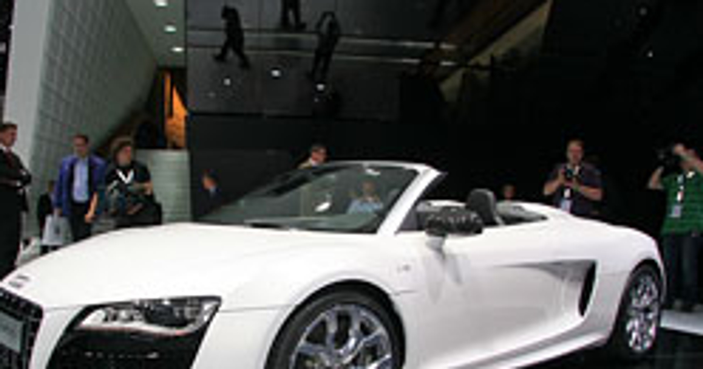 Audi R8 Spyder: V10 quattro inaczej