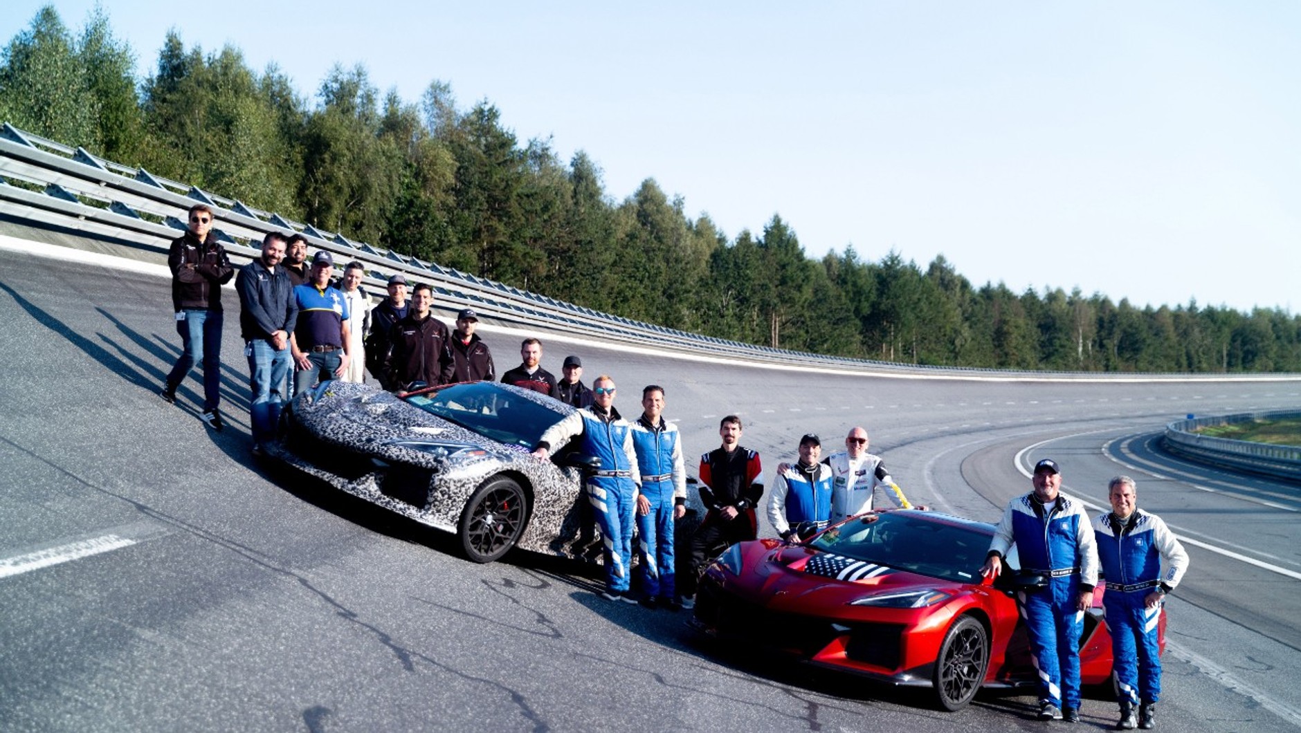 Chevrolet Corvette ZR1 osiągnął 375 km na godz.