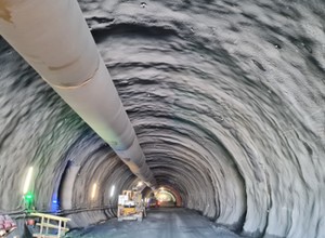 Budowa tunelu trasy S3 na Dolnym Śląsku już na półmetku [Zdjęcia]