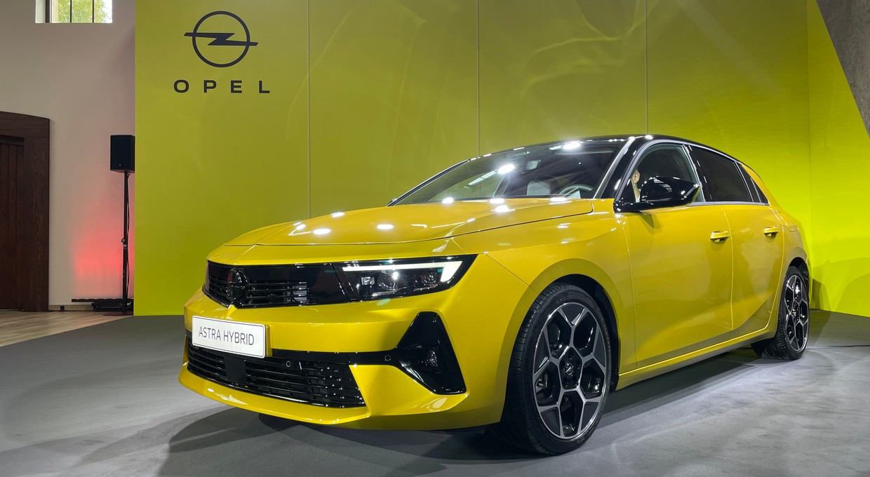 Byliśmy na polskiej premierze nowego Opla Astry. Francuz w niemieckim fraku?