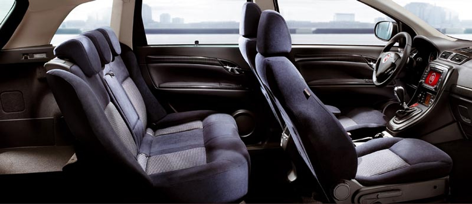 Nowy Fiat Croma - rodzinna elegancja we włoskim stylu