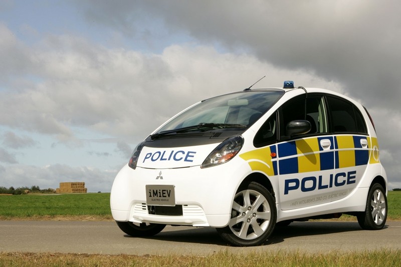 Mitsubishi i-MiEV – elektryczny radiowóz