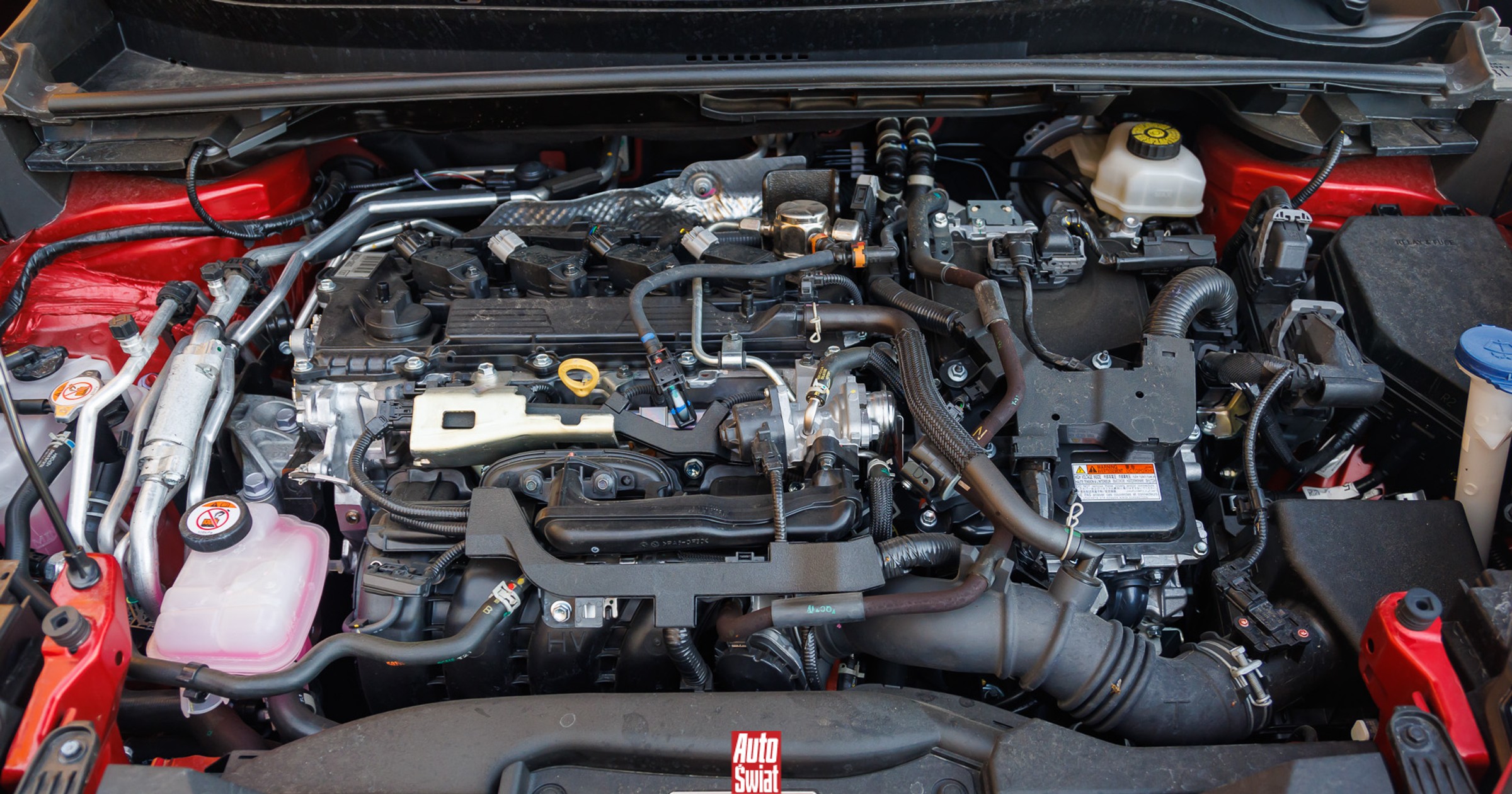 Nie będzie zakazu sprzedaży aut spalinowych po 2035 r. Komisja Europejska podjęła decyzję