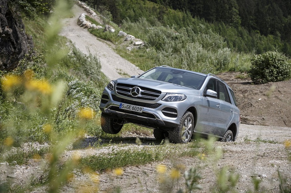 Mercedes GLE - papier ścierny plus aksamit