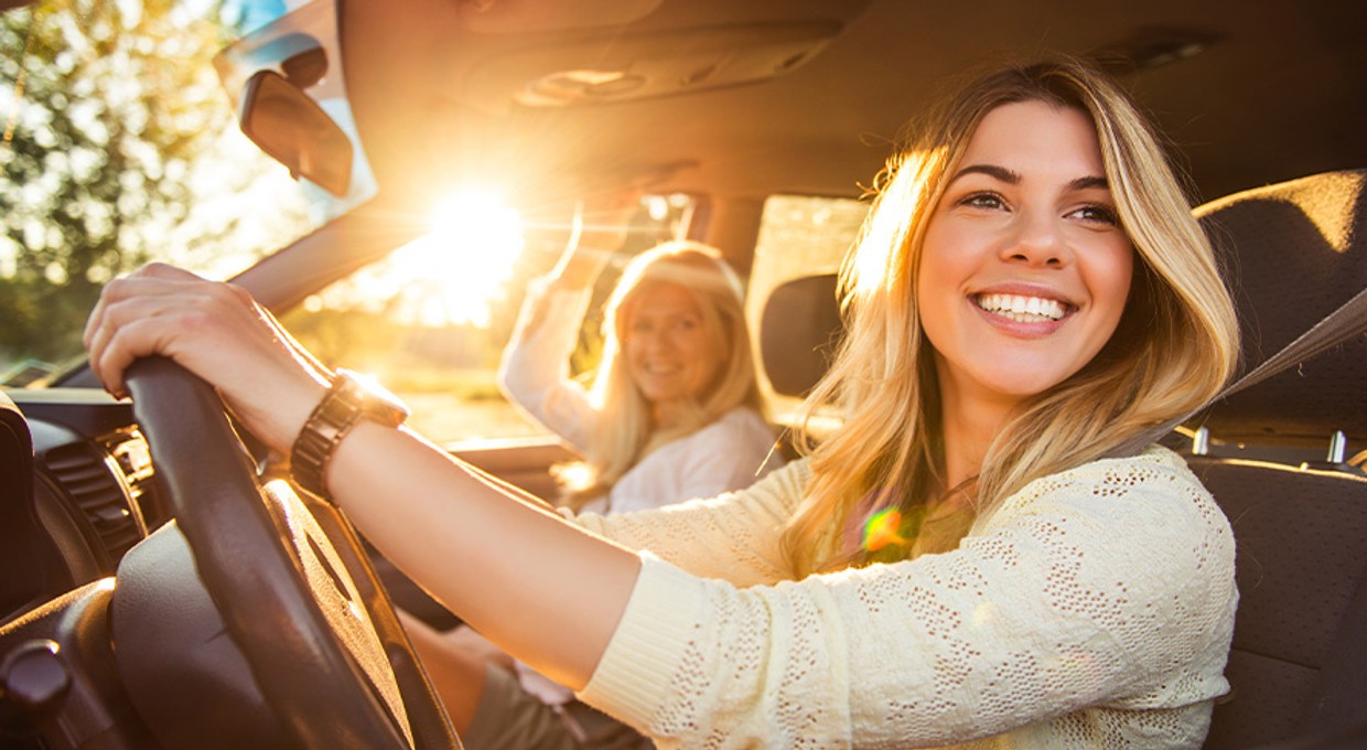 Te triki pozwolą młodym kierowcom obniżyć koszt OC o 1500 zł