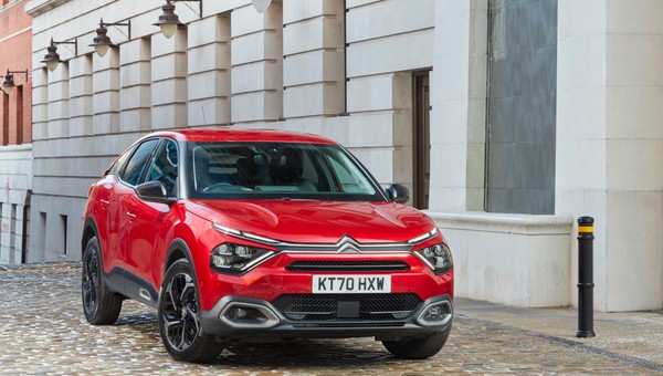 Dwa modele Citroëna z problemami w działaniu obowiązkowego systemu. Ponad 2 tys. aut wezwano do serwisu