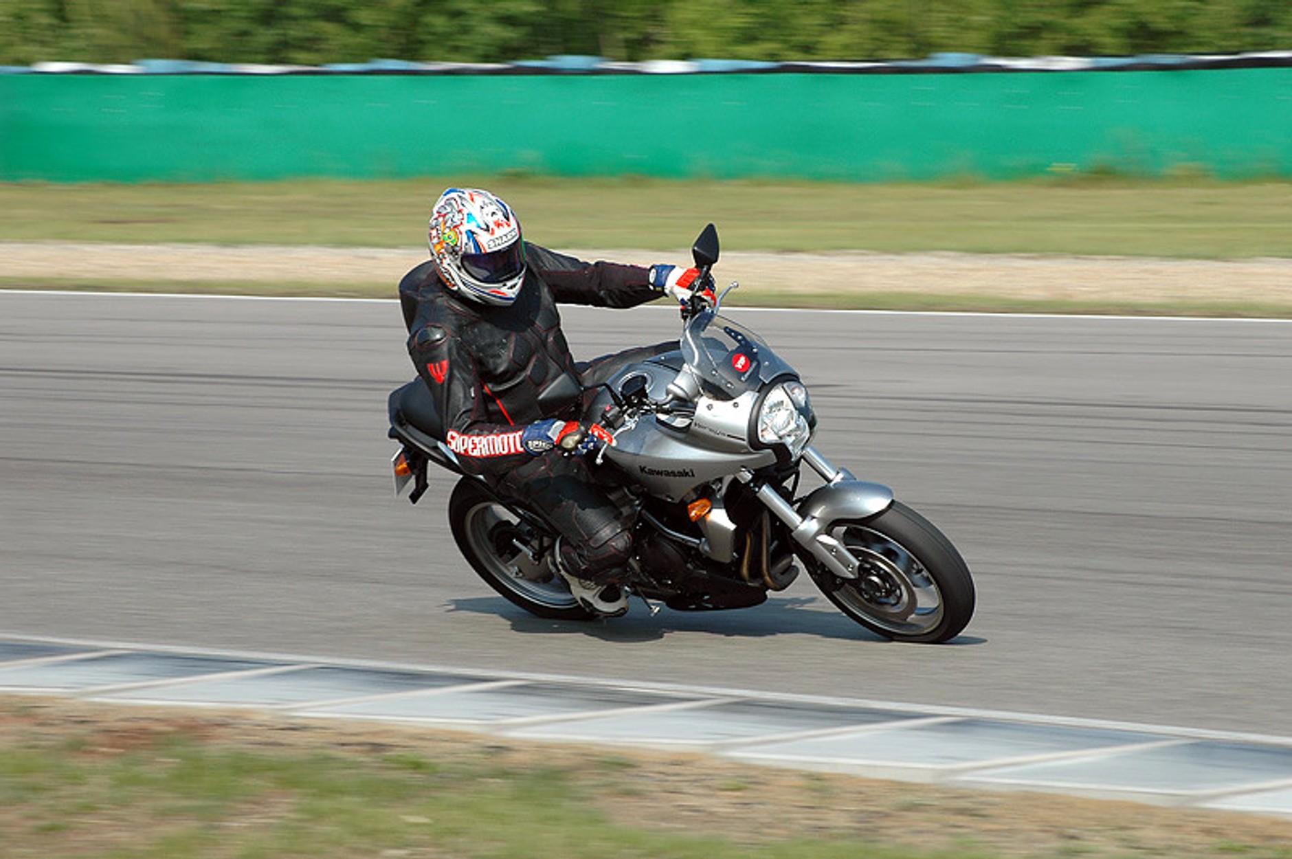 Dzień Kawasaki: tragiczny koniec małej ZX-6R Ninja (+ duża fotogaleria)