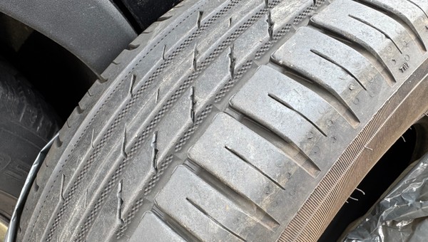 5-letnie opony wyprodukowane w fabryce w Finlandii