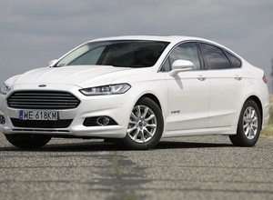 Z oferty Forda Mondeo znikną... silniki benzynowe