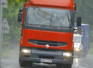 W Polsce brakuje coraz więcej kierowców zawodowych