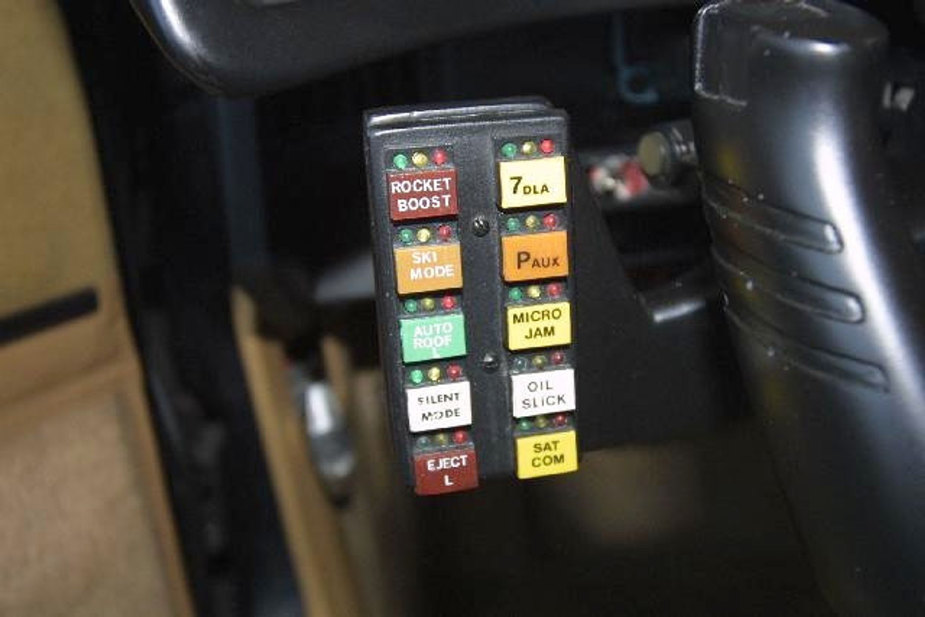 Legendarny KITT na sprzedaż