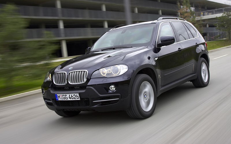 BMW X5 Security Plus: pancerna twierdza (fotogaleria)