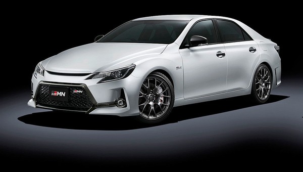 Toyota Mark X GRMN, czyli Elvis żyje?