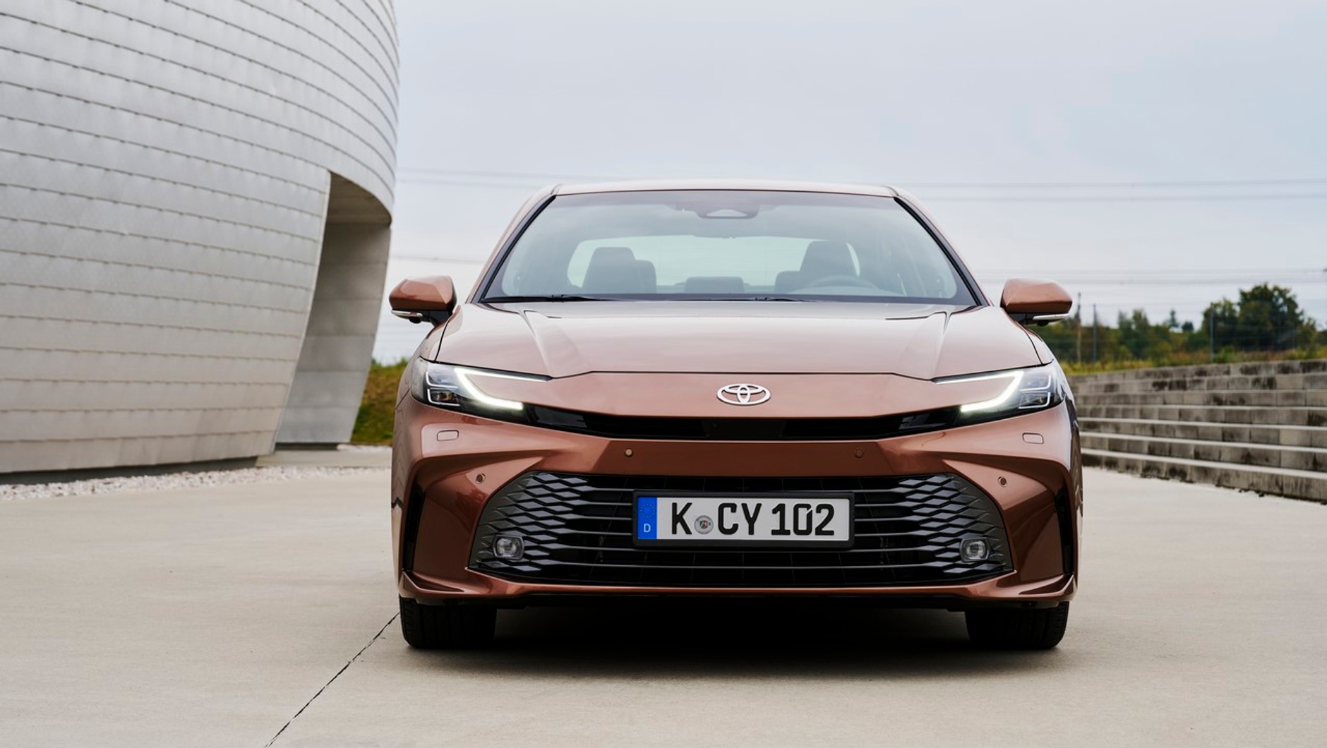 Nowa Toyota Camry
