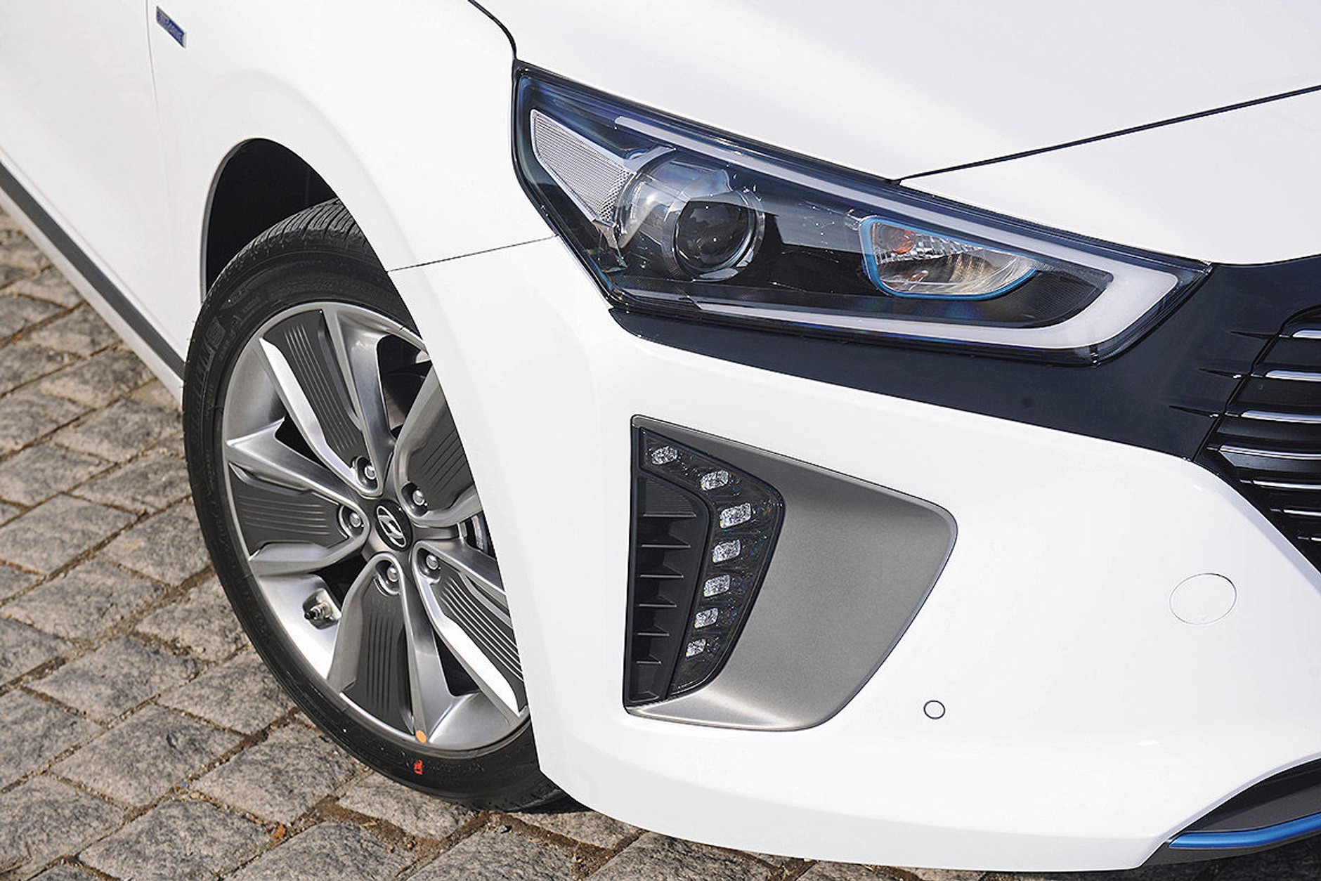 Hyundai Ioniq - nowa hybryda z Korei