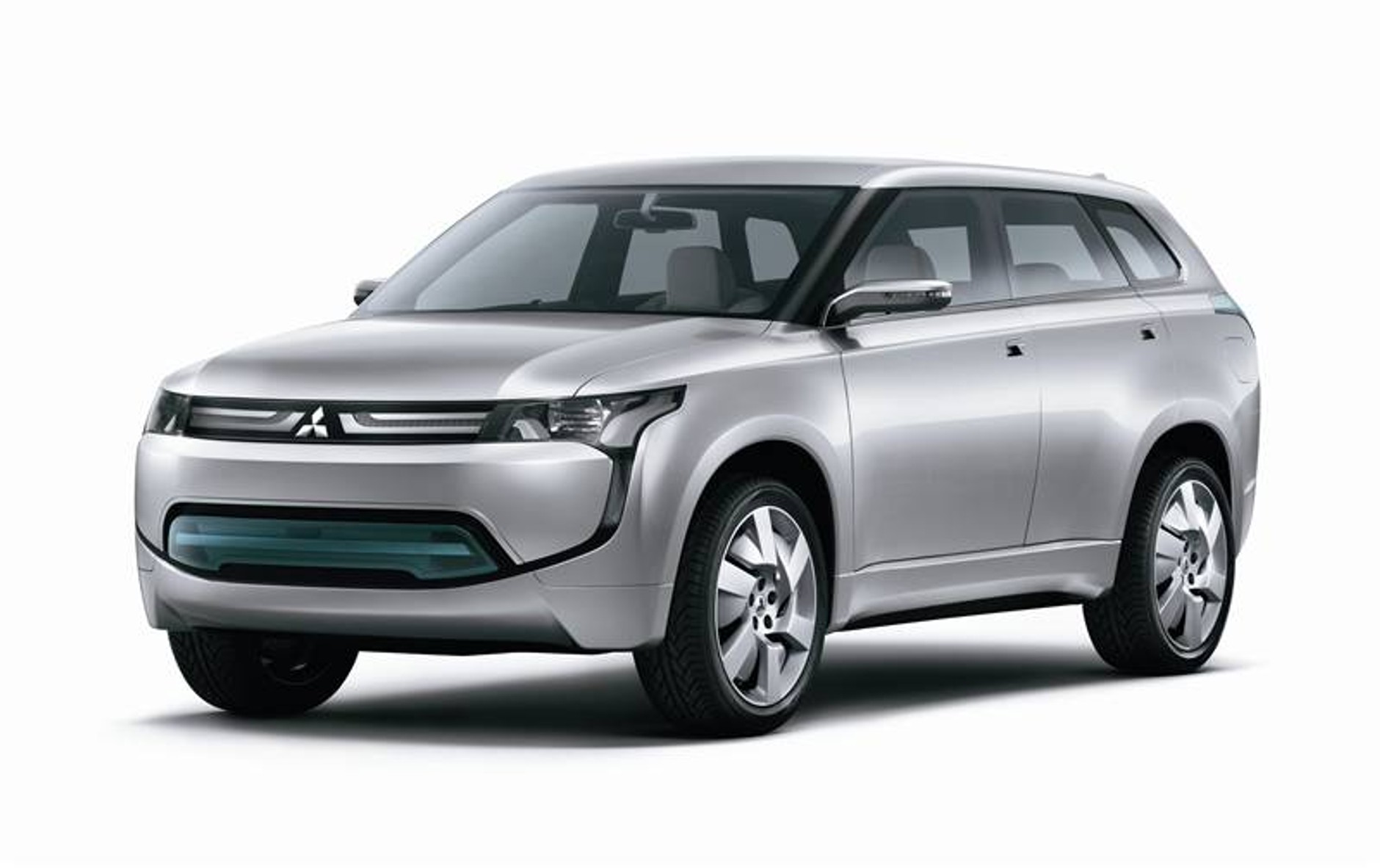 EVER - MONACO 2010: europejska prezentacja ekologicznych technologii Mitsubishi