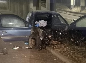 Ucieczka przed policją zakończyła się poważnym wypadkiem