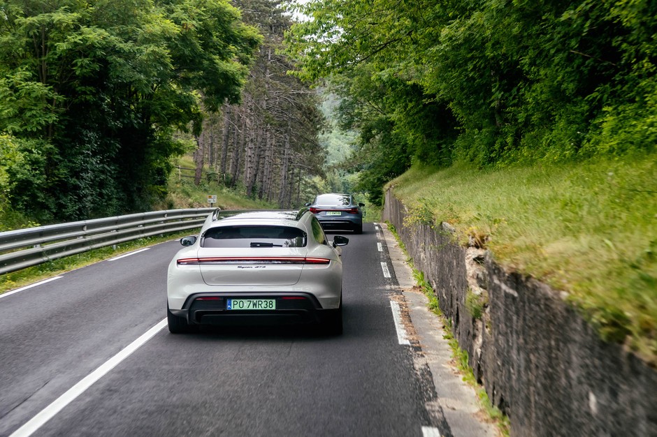 Podróż Porsche Taycanem i Audi e-tronem GT do Chorwacji