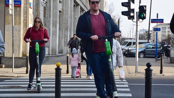 Hulajnogi, rolki, deskorolki - nowe przepisy już obowiązują. Dotyczą też kierowców aut!