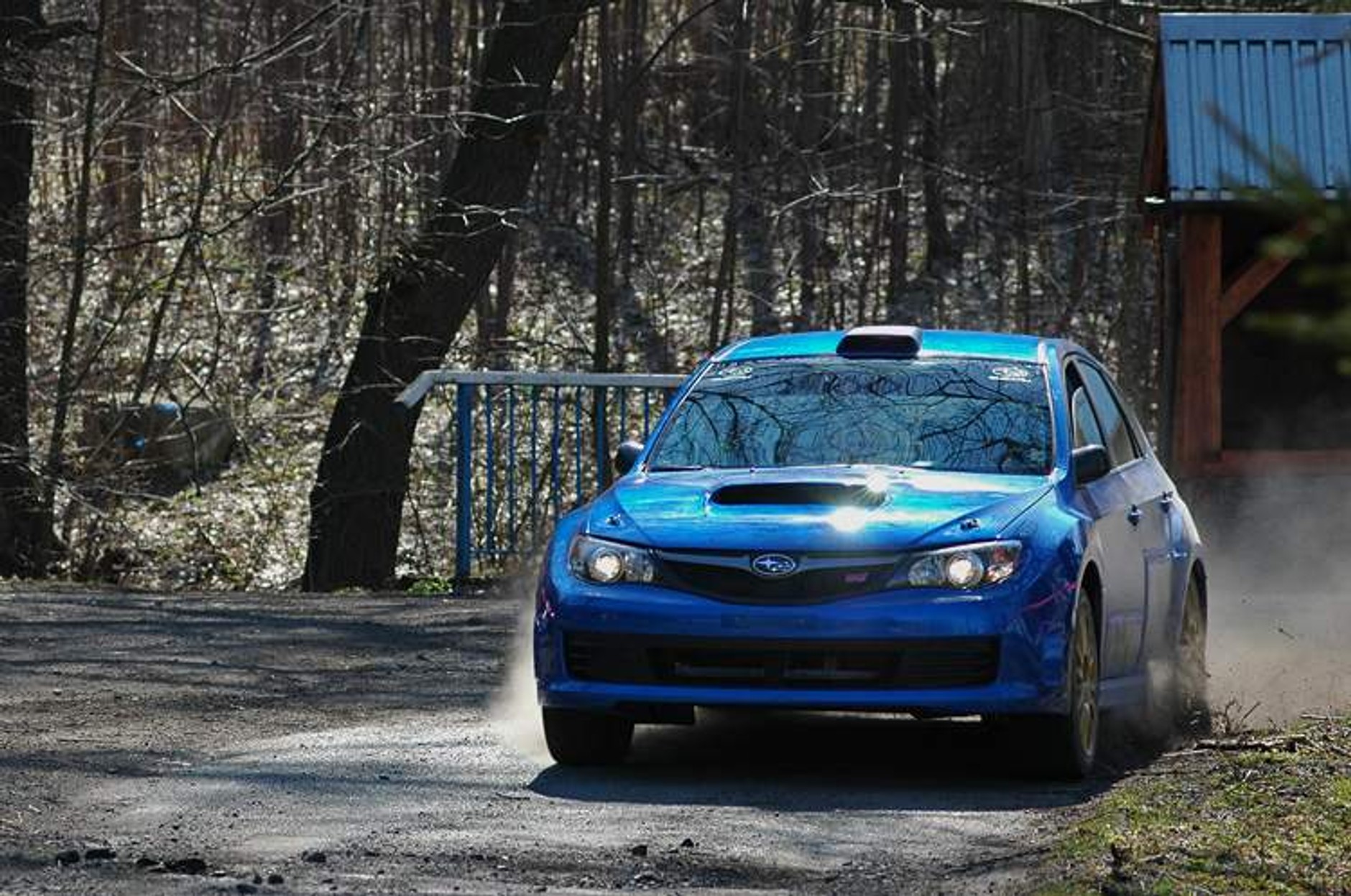 Rajdy: Leszek Kuzaj testował nową Imprezę N14 (fotogaleria)