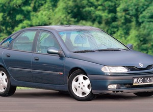 Renault Laguna V6 - o tej wersji marzyło wielu (z archiwum Auto Świata)